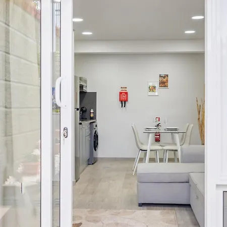 Laurissilva Lodge, By Op Apartment *